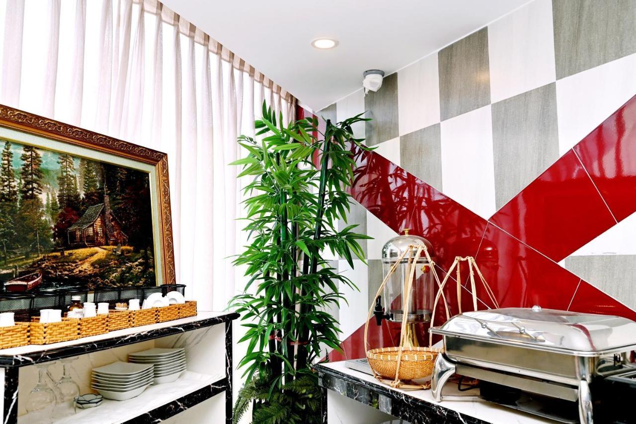 Ten Dollars Hotel Nha Trang Exterior photo